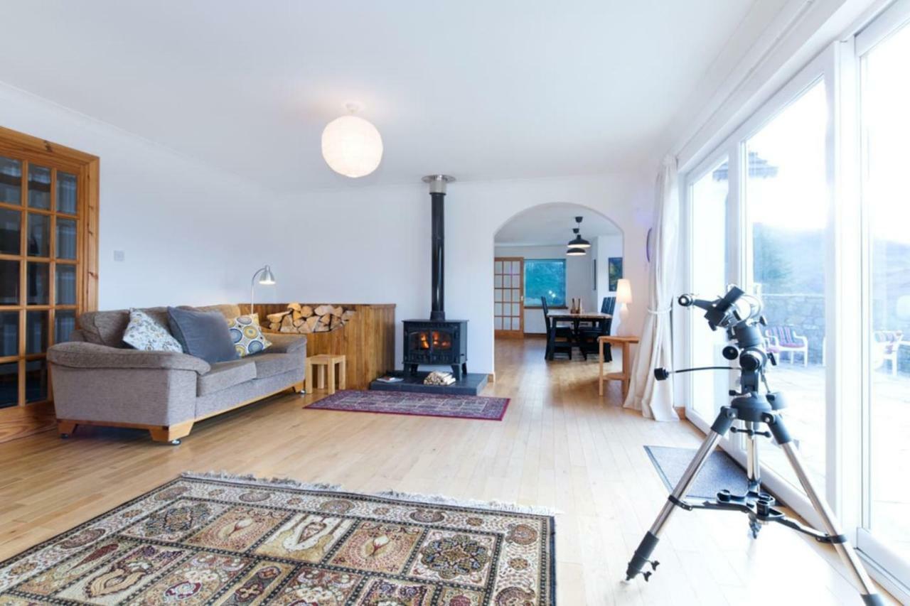 Skye View Villa กลีเนลก์ ภายนอก รูปภาพ