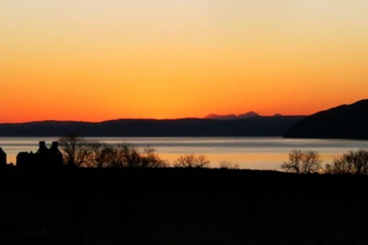 Skye View Villa กลีเนลก์ ภายนอก รูปภาพ